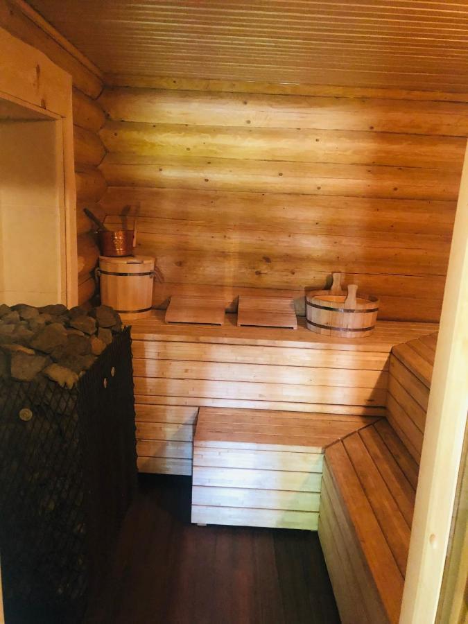 Brivdienu Maja Odumini Leimani Exteriör bild